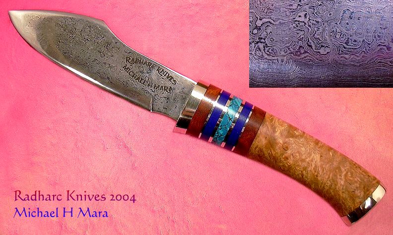 Fine quality Damascus knife with Amnoyna burl handle